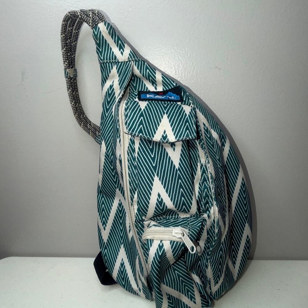 KAVU Rope Sling Bag Crossbody Teal Zig Zag Backpack Adjustable Strap Green White
